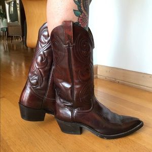 ACME Vintage Cowboy Boots Burgundy Women’s 7.5
